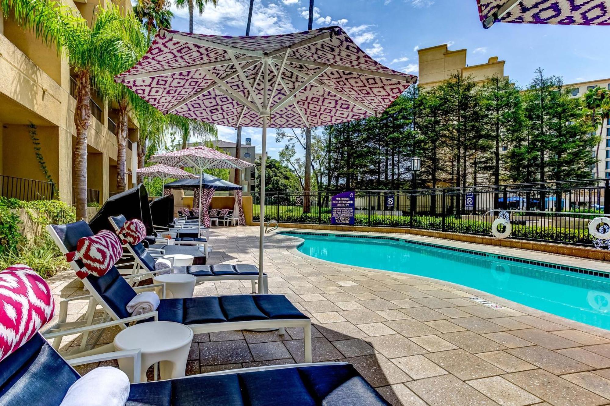 Avenue Of The Arts Costa Mesa, A Tribute Portfolio Hotel Kültér fotó